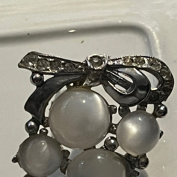Coro broach moon glow lucite cabochons rhinestone designer Gene Verecchio  1940s - Picture 6 of 9